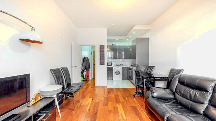 1 Bedroom Flat To Rent In Elmfield Road, Bromley, BR1