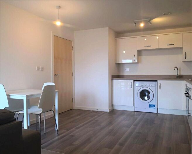 2 Bedroom Flat To Rent In Elmira Way, Spinner House, M5