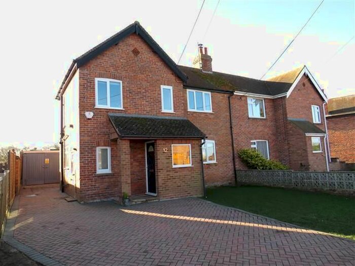 4 Bedroom Semi-Detached House To Rent In Hampden Avenue, Thame OX9