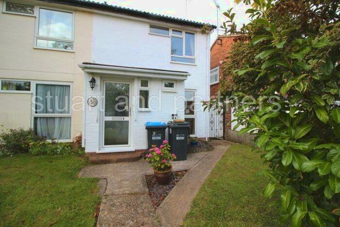 2 Bedroom Semi-Detached House To Rent In Strathfield Close, Haywards Heath, RH16