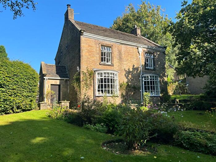 4 Bedroom Detached House For Sale In Dial House, Old Hall Lane, Mottram, Hyde, SK14