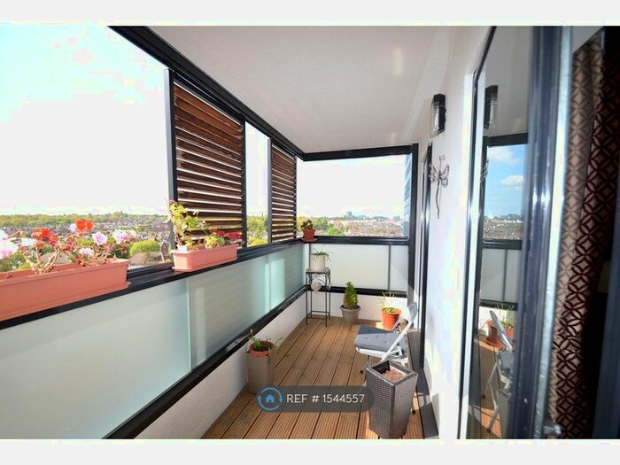 2 Bedroom Flat To Rent In Albert Road, London, NW6