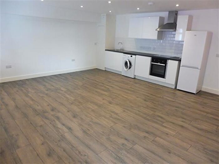 1 Bedroom Studio To Rent In Oxford Street, Kidderminster, DY10