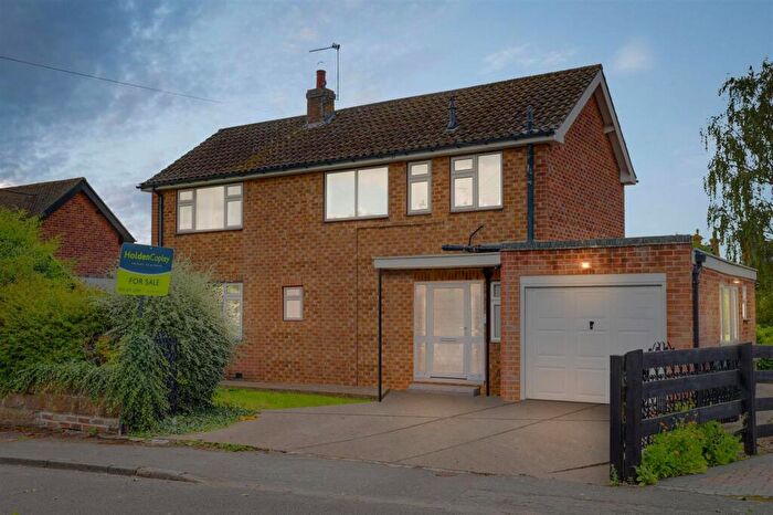 3 Bedroom Detached House For Sale In Rushcliffe Avenue, Radcliffe-On-Trent, NG12