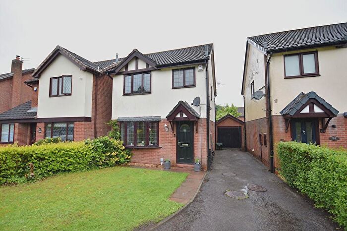 3 Bedroom Semi-Detached House For Sale In Clare Drive, Tytherington, Macclesfield, SK10