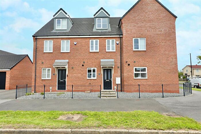 3 Bedroom Terraced House For Sale In Bishop Alcock Road, Hull, HU5