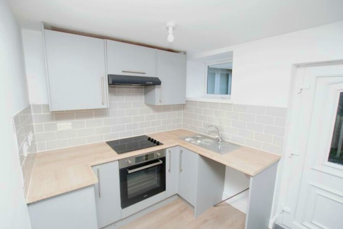 2 Bedroom Apartment To Rent In Church Street - Banwell, BS29
