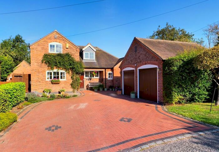 3 Bedroom Detached House For Sale In Manor Close, Harlaston, B79