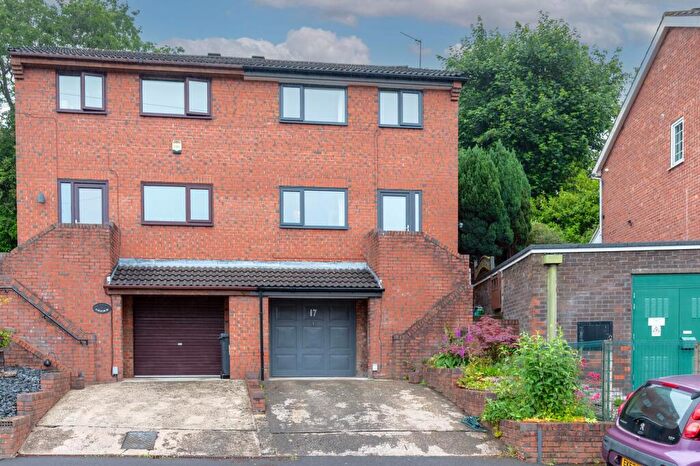 3 Bedroom Semi Detached House For Sale In Helmton Drive, Woodseats, S8