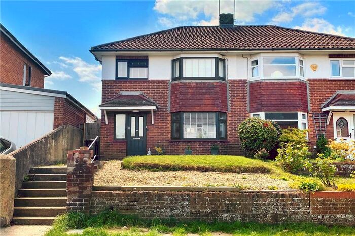 3 Bedroom Semi-Detached House To Rent In East Street, Littlehampton, West Sussex, BN17