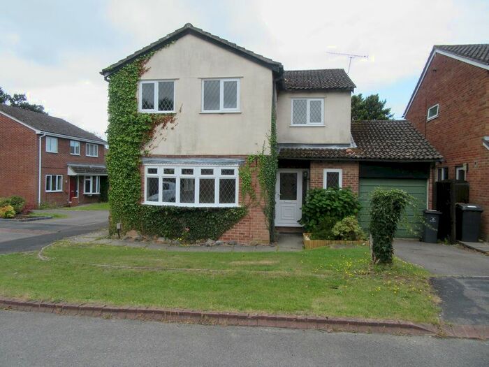 4 Bedroom Detached House To Rent In Hulles Way, North Baddesley, SO52