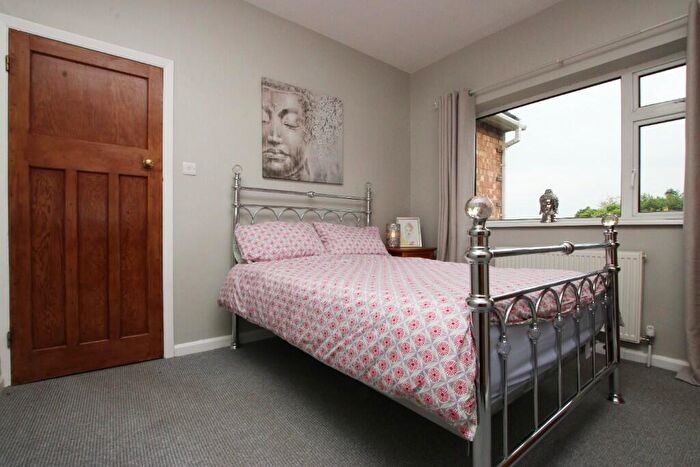 2 Bedroom Semi-Detached Bungalow For Sale In Martin Road, Kettering, Northamptonshire, NN15