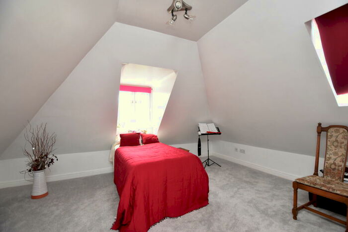 4 Bedroom Detached House For Sale In Chedworth Place, Tattingstone, IP9
