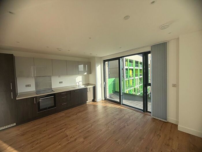 2 Bedroom Flat To Rent In Alpini Road, London, NW9