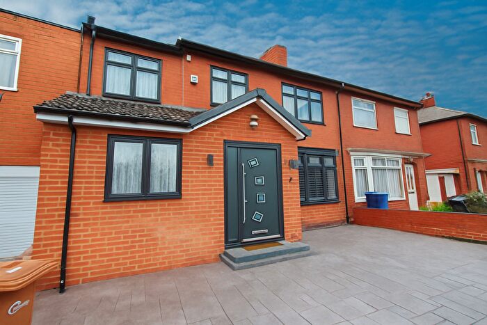 6 Bedroom Semi Detached House For Sale In Gowland Avenue, Fenham, Newcastle Upon Tyne, Tyne And Wear, NE4