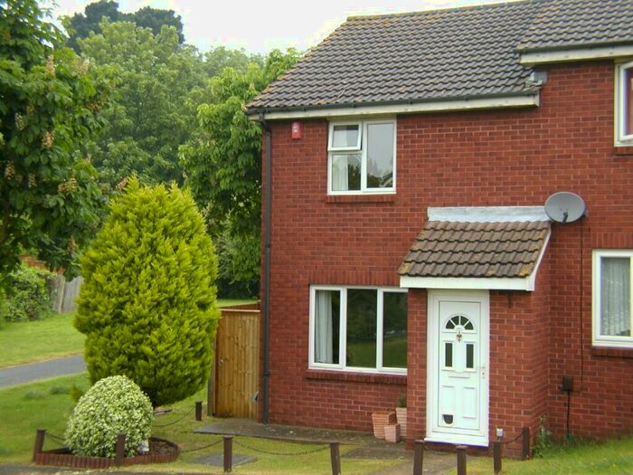 3 Bedroom End Of Terrace House To Rent In Penelope Gardens, Bursledon, SO31