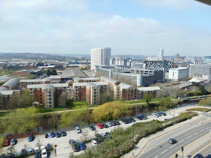 1 Bedroom Flat To Rent In Echo Central, Cross Green Lane. Leeds, West Yorkshire, LS9