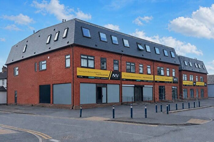 Studio To Rent In Addlestone, Surrey, KT15