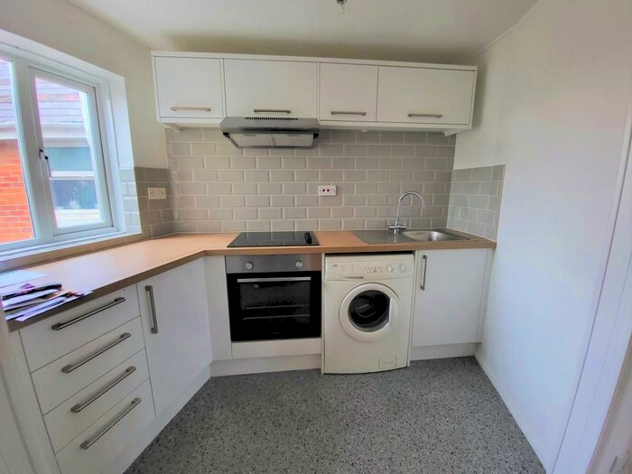 1 Bedroom Apartment To Rent In Church Road, Gurnard, PO31