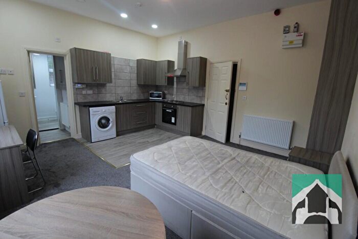 1 Bedroom Flat To Rent In Flat A -Bristol Road, Birmingham, B29