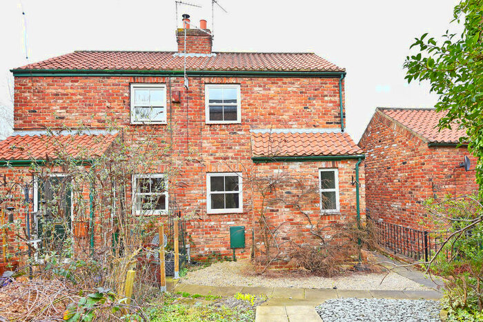2 Bedroom Cottage To Rent In Metcalfes Court, Ripon, HG4