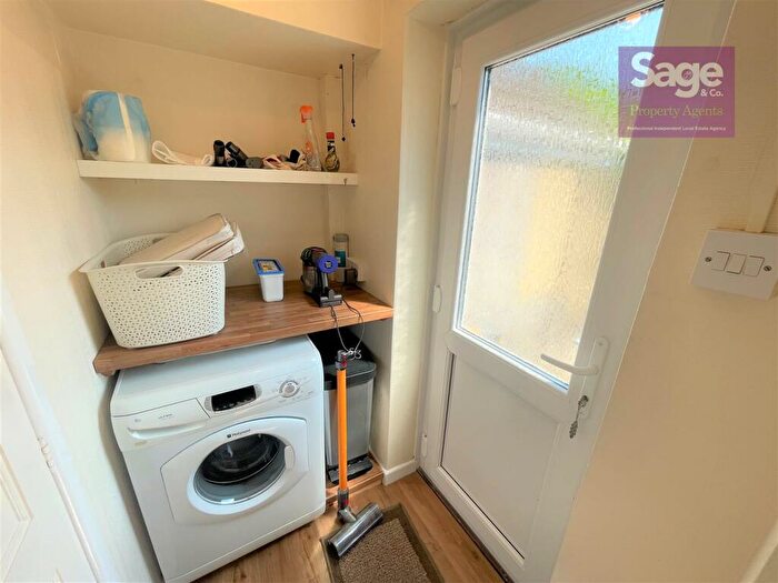 3 Bedroom Terraced House For Sale In Ebbw Street, Risca, NP11