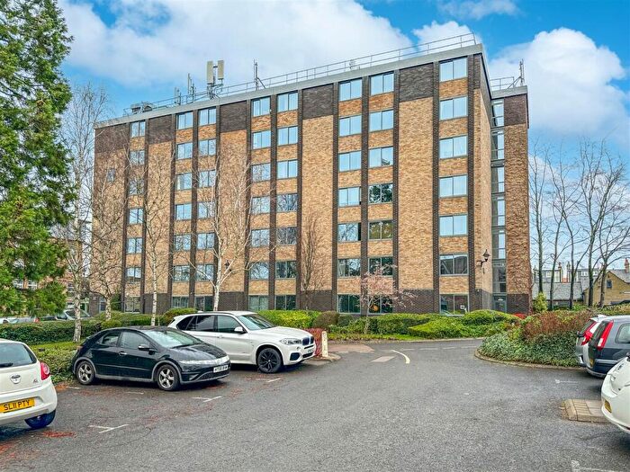 Studio To Rent In Mayflower House, Manhattan Drive, Cambridge, CB4