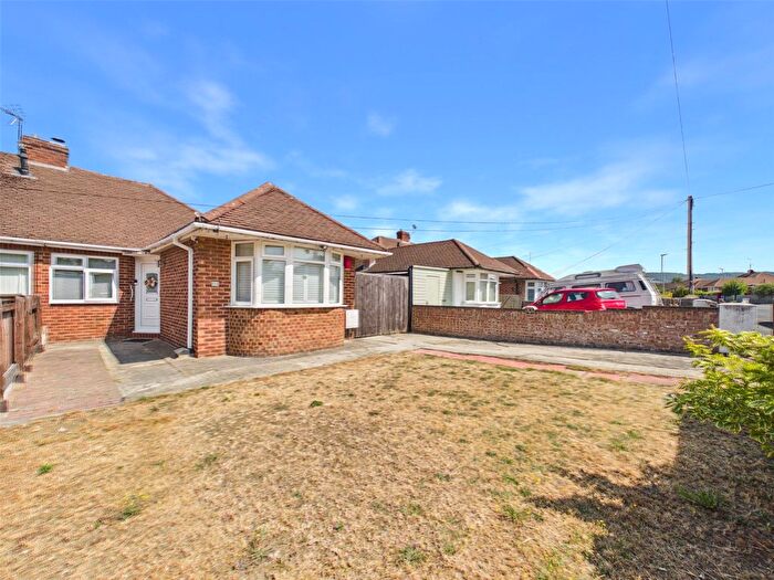 2 Bedroom Bungalow For Sale In Zoons Road, Hucclecote, Gloucester, Gloucestershire, GL3