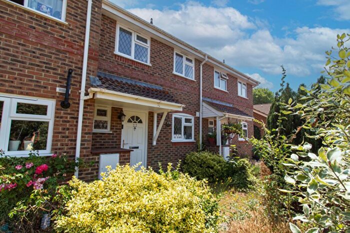 3 Bedroom Terraced House For Sale In Hawkins Grove, Church Crookham, GU51