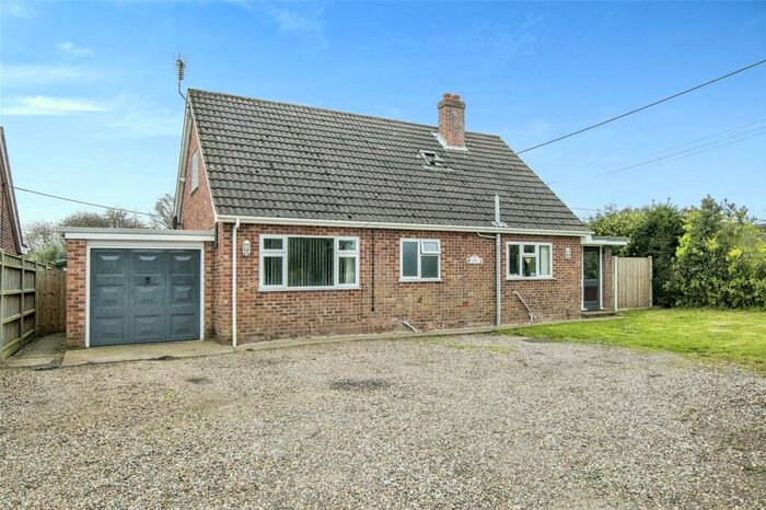 4 Bedroom Bungalow For Sale In Low Street, Smallburgh, Norwich, NR12