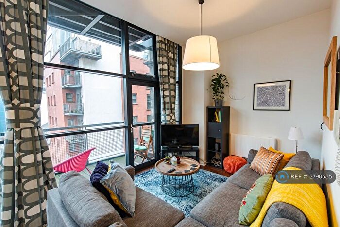 2 Bedroom Flat To Rent In The Grand, Manchester, M1