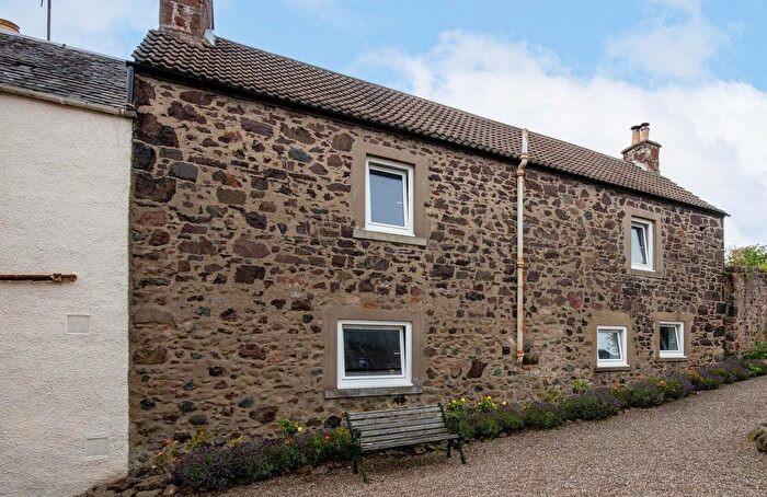 3 Bedroom Property For Sale In Main Street, Abernethy, Perth, PH2