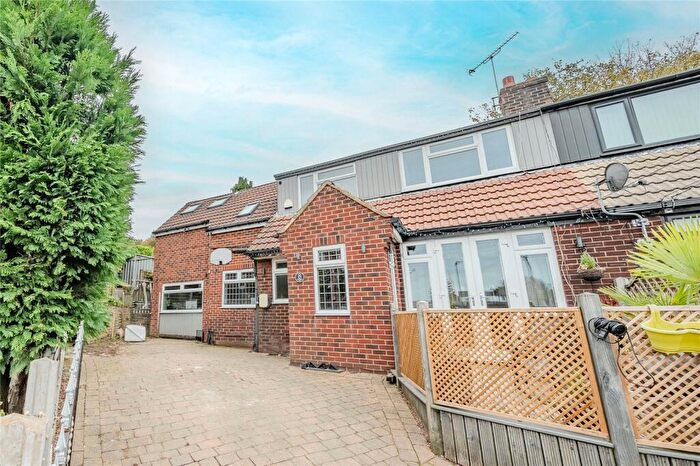 5 Bedroom Terraced House For Sale In Victoria Rise, Pudsey, West Yorkshire, LS28