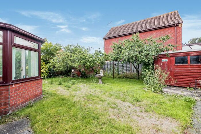 2 Bedroom Bungalow For Sale In Puddle Duck Lane, Worlingham, Beccles, Suffolk, NR34