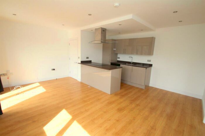 2 Bedroom Flat To Rent In Waterhouse Street, Hemel Hempstead, HP1