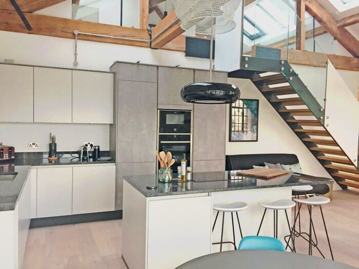 2 Bedroom Apartment To Rent In Quayside, Exeter, Devon, EX2