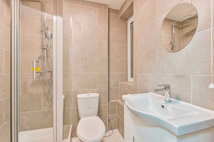 Studio To Rent In Delamere Terrace, Little Venice, London, W2