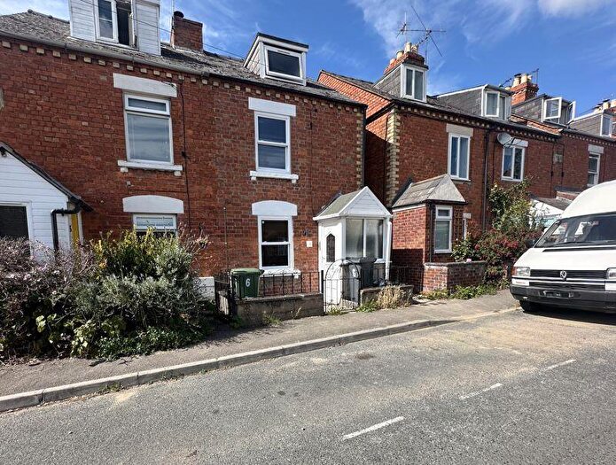 3 Bedroom Cottage To Rent In Aldergate Street, Stonehouse, GL10