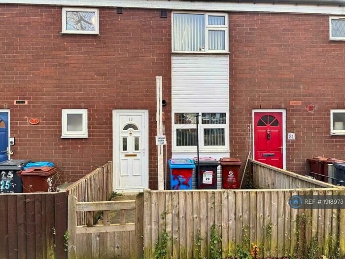 1 Bedroom Flat To Rent In Levington Drive, Oldham, OL8