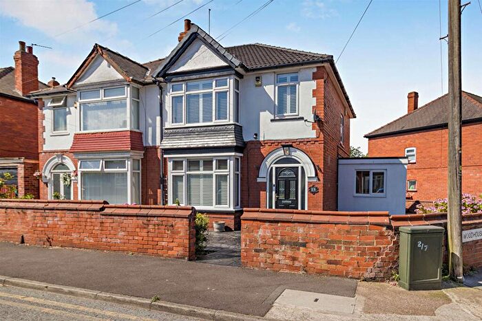 3 Bedroom Semi-Detached House For Sale In Harrowden Road, Wheatley, Doncaster, DN2
