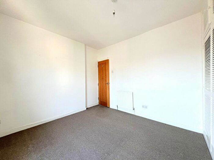 1 Bedroom Flat To Rent In Nightingale Road, Southsea, Hampshire, PO5