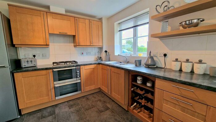 4 Bedroom Detached House For Sale In Isis Way, Hilton, Derby, DE65