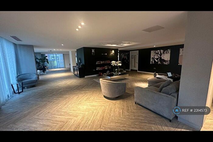 2 Bedroom Flat To Rent In Block B, Salford, M5