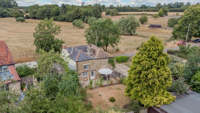 4 Bedroom Detached House For Sale In Main Street, Hethe, Bicester, Oxfordshire, OX27