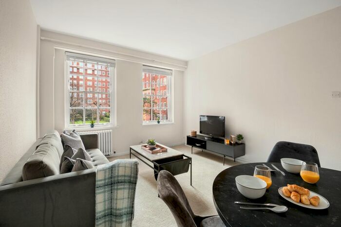 2 Bedroom Flat To Rent In Dolphin Square, London, SW1V