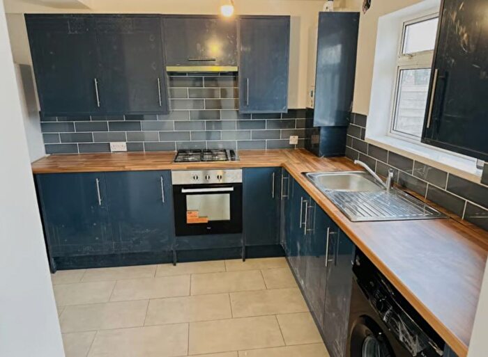 4 Bedroom Terraced House To Rent In St. Awdrys Road, Barking, Essex, IG11