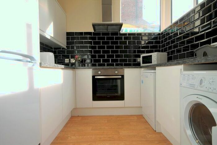 3 Bedroom Flat To Rent In Casa Central, Newcastle Upon Tyne, NE1