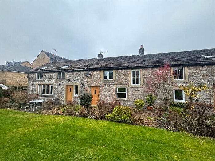 2 Bedroom Terraced House To Rent In Dairy Cottage Otterhole Farm, Otterhole Close, SK17