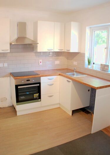 Studio To Rent In Willow Tree Lane, Hayes, Greater London, UB4