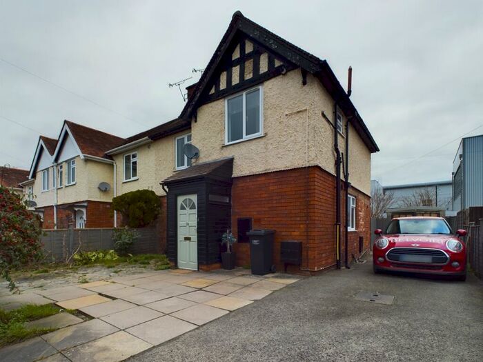 3 Bedroom Semi-Detached House To Rent In St. Guthlac Street, Hereford, HR1